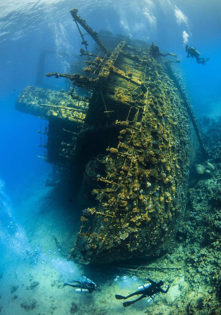 Les plus belles épaves de la Mer Rouge - Epave du Giannis D - C6Bo Voyages, blog plongée