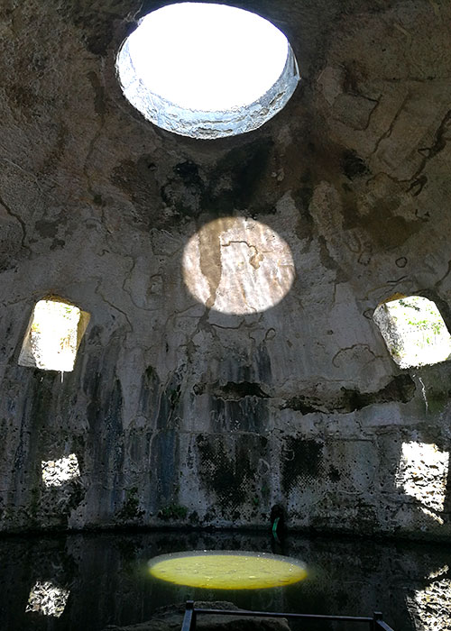 Ruines de la cité de Baïa | © Lucamato