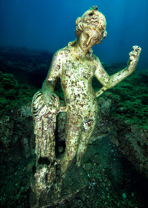 Statue de Nymphe submergée | © Centro Sub Campi Flegrei