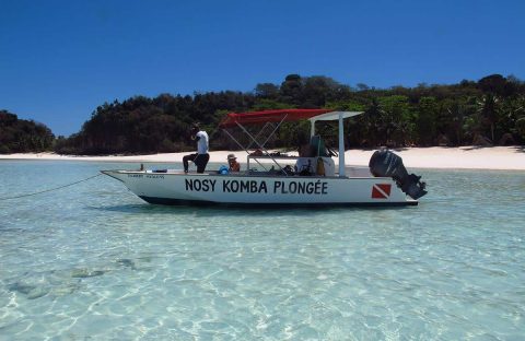 3_c6bo-voyage-plongee-madagascar-nosy-komba-dive-boat