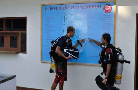 4_Vilamendhoo-Euro-Divers-Dive-center-sites