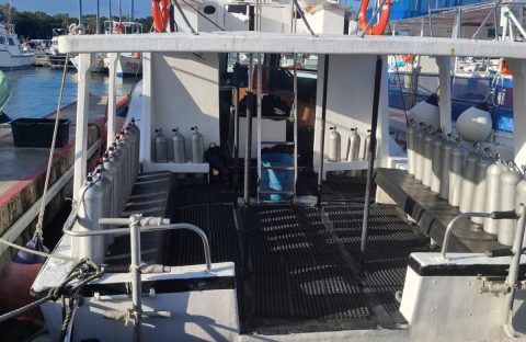 Photo du bateau de plongée pour la plongée à Cozumel- angle 1